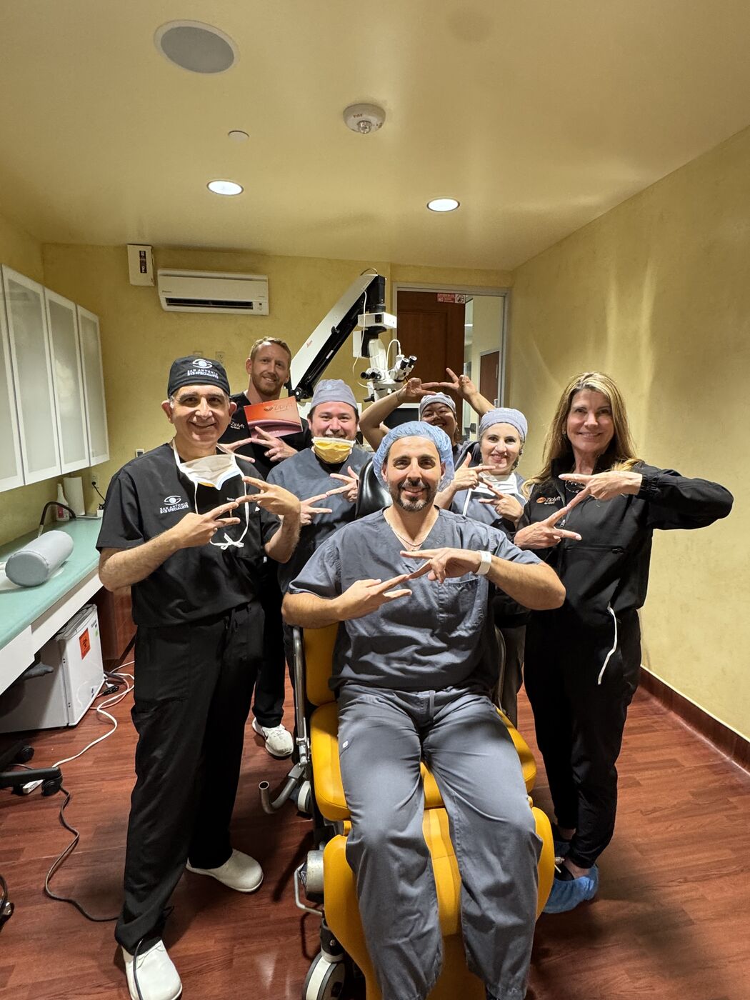 Dr. Iskander and team at San Antonio Eye Specialists