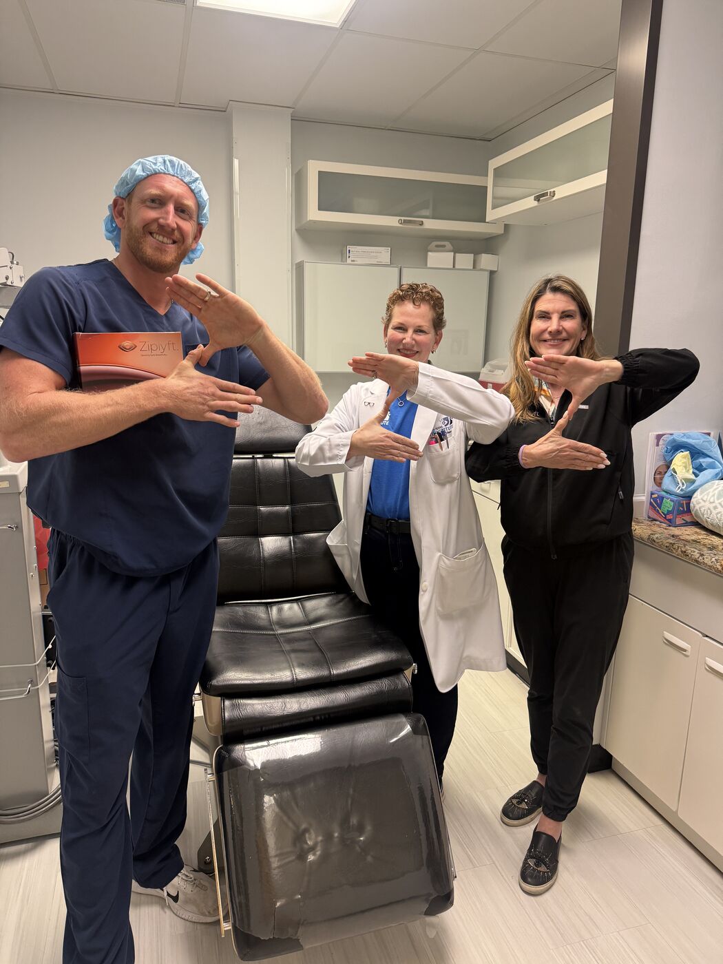 Dr. Martén and team at South Texas Eye Institute